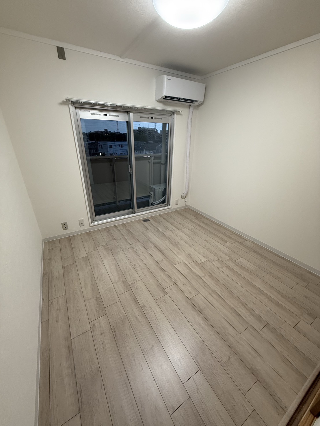 市川市 施工事例～畳からフローリング・クロス張替工事～